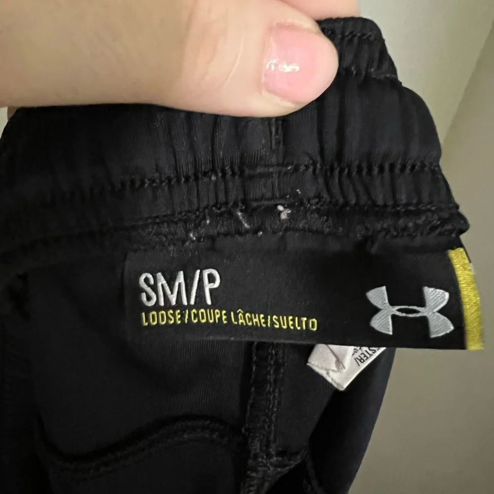 UNDER ARMOUR Classic Casual Activewear‎ Athletic Shorts Black White Men's Size S
